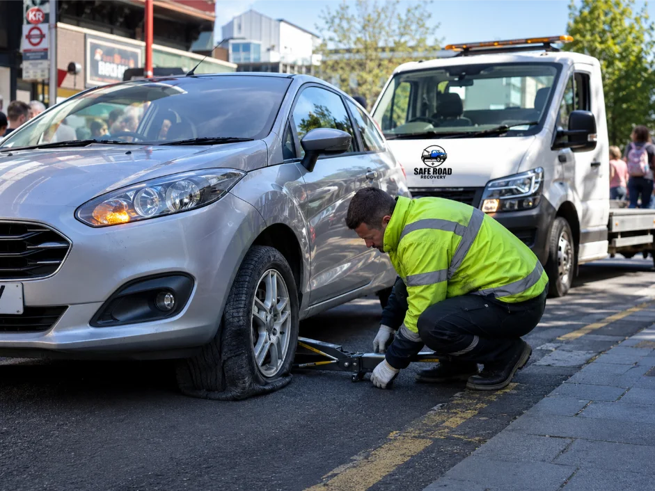 Ford Fiesta Flat Tyre Roadside Repair
