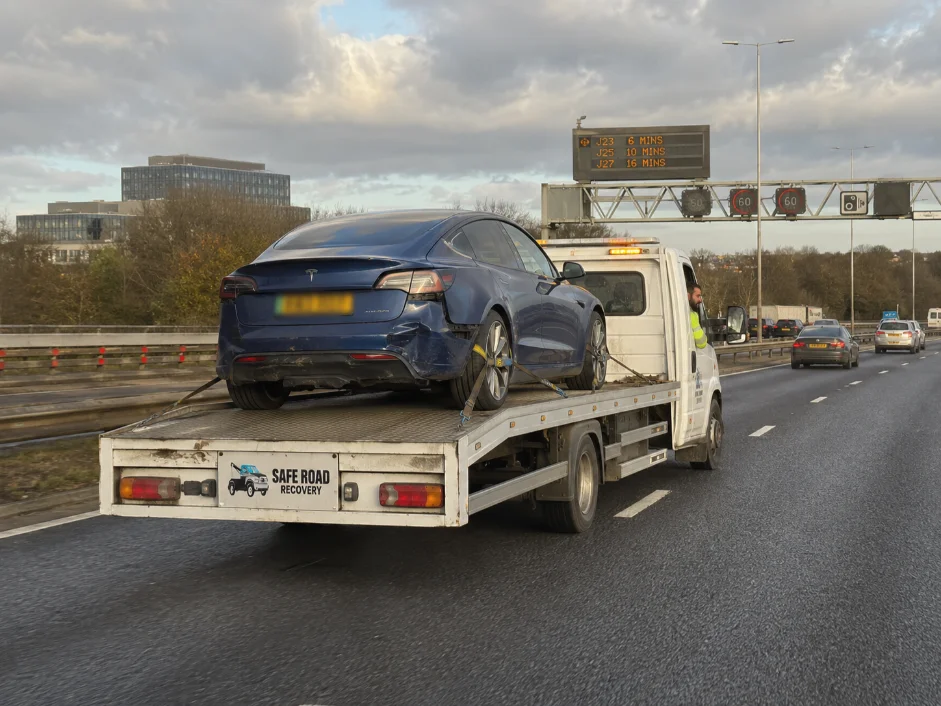 Tesla Model 3 Accident Flatbed Recovery M25 London
