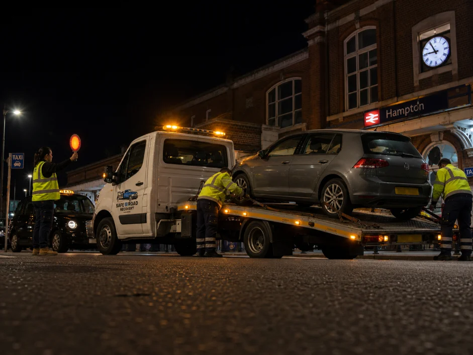Volkswagen Golf Recovery Hampton Station at Night