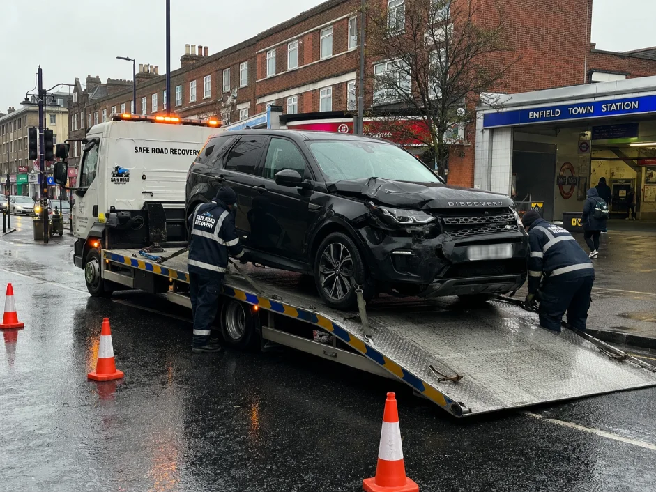 Land Rover Discovery Sport Collision Recovery Enfield Town, United kingdom